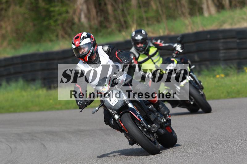 /Archiv-2022/06 15.04.2022 Speer Racing ADR/Instruktorengruppe/7-1